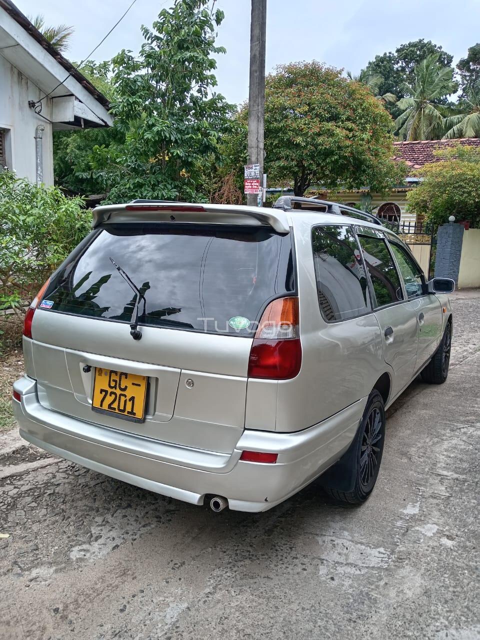 Nissan Wingroad 1998