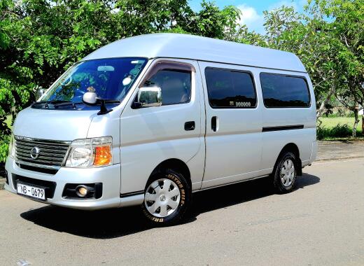 Nissan Urvan 2011
