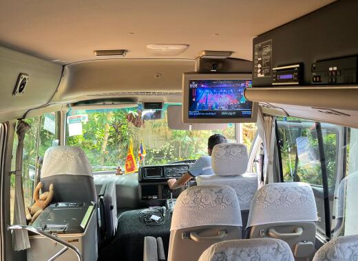 Toyota Mini coach 2013