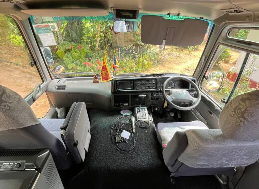 Toyota Mini coach 2013