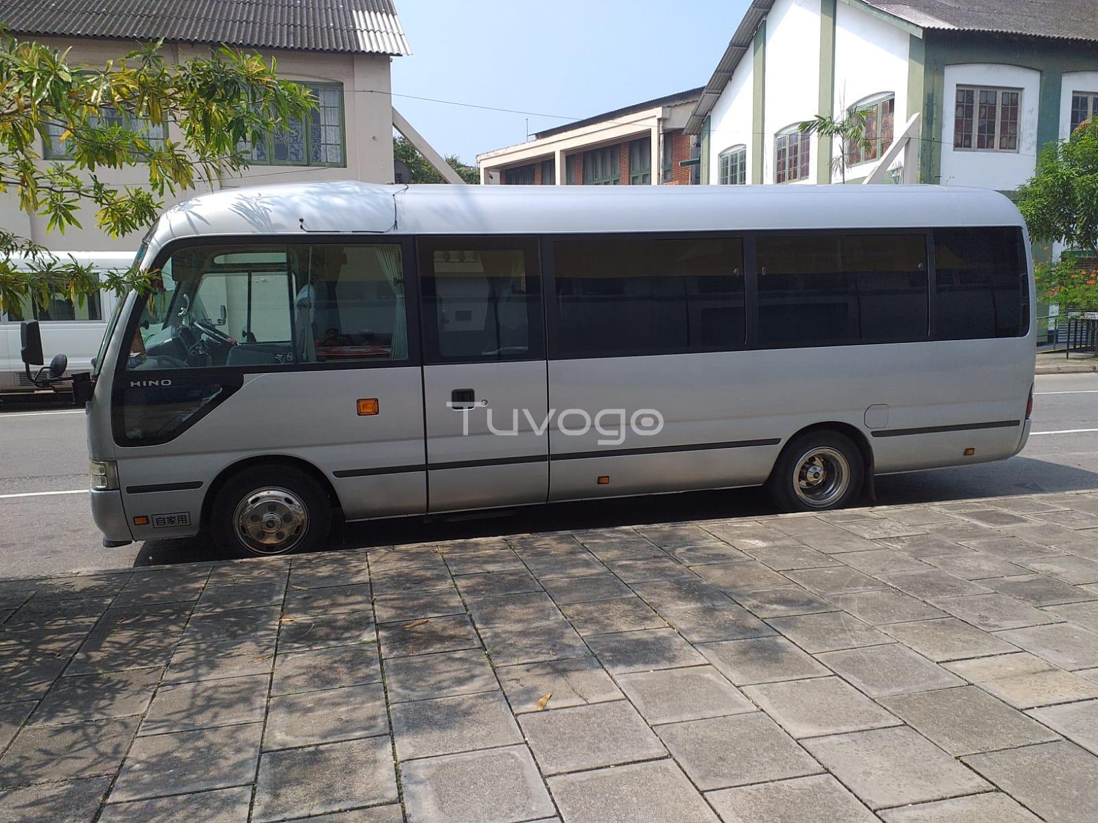 Toyota Mini coach 2013