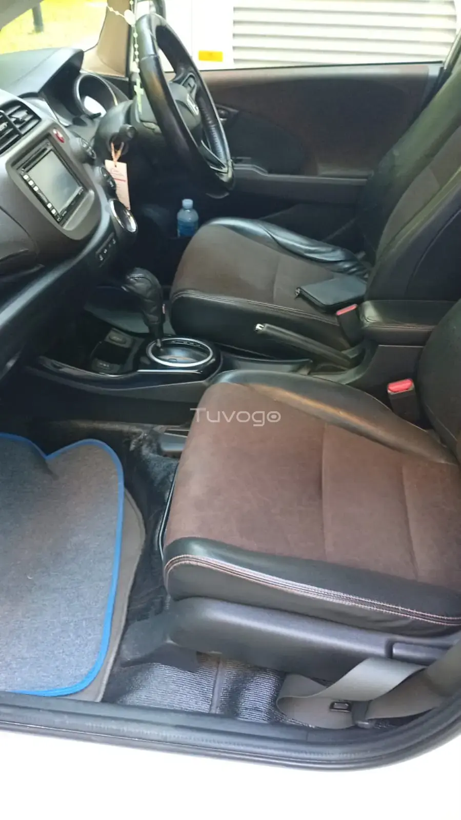 Honda Fit Shuttle 2013