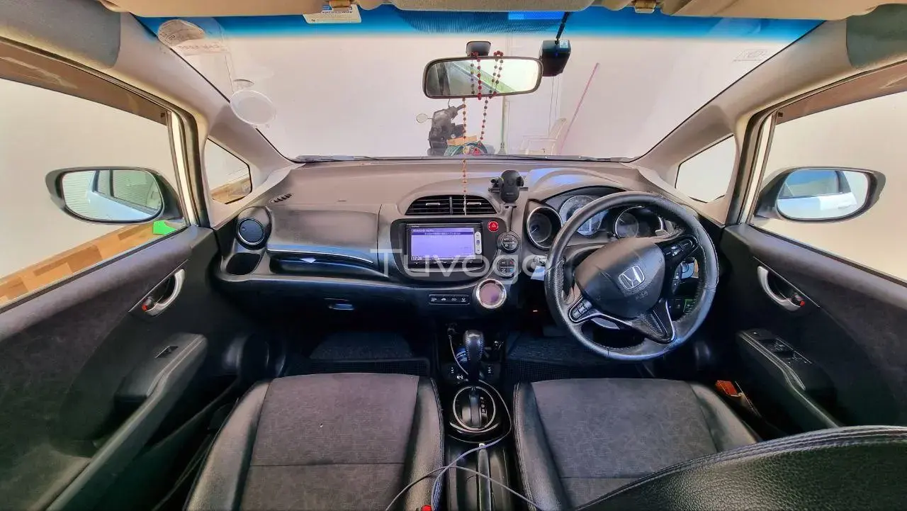 Honda Fit Shuttle 2014