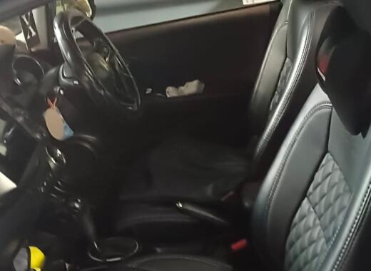 Honda Fit Shuttle 2012