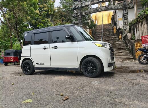 Suzuki spacia custom 2018