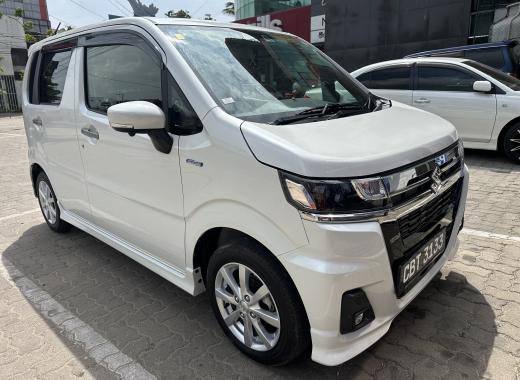 Suzuki Wagon R 2025 CustomZ