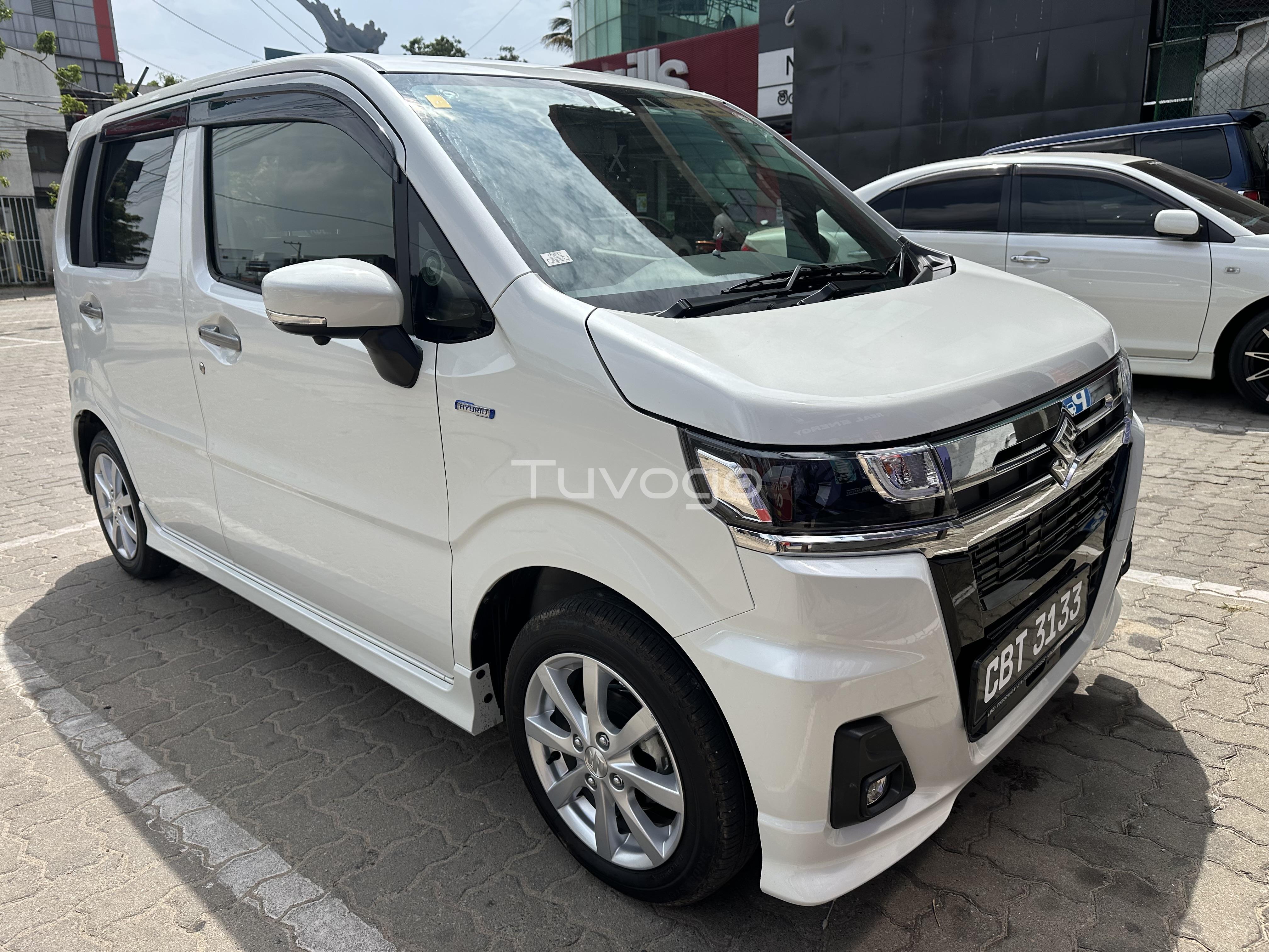 Suzuki Wagon R 2025 CustomZ