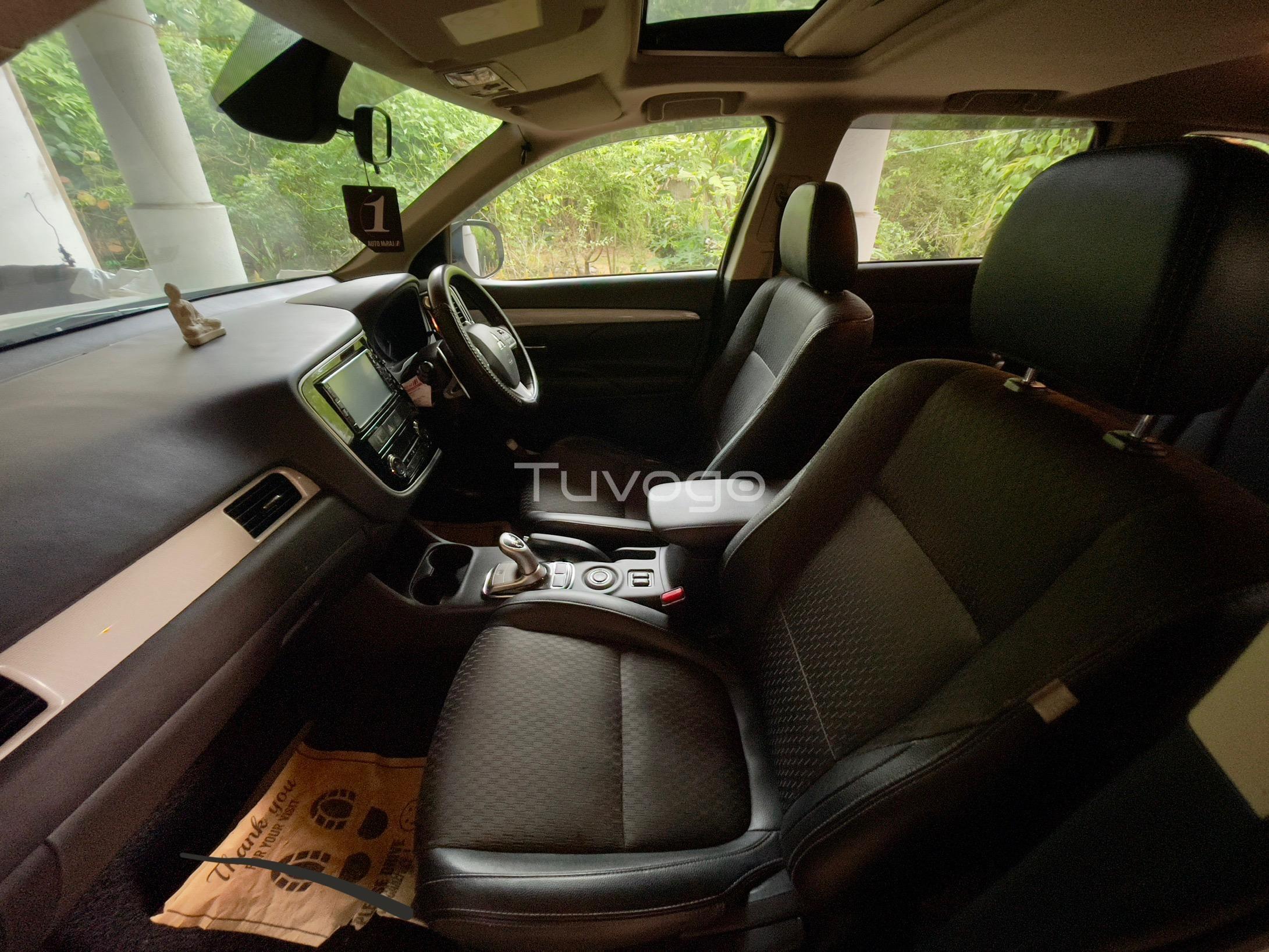 Mitsubishi Outlander 2016