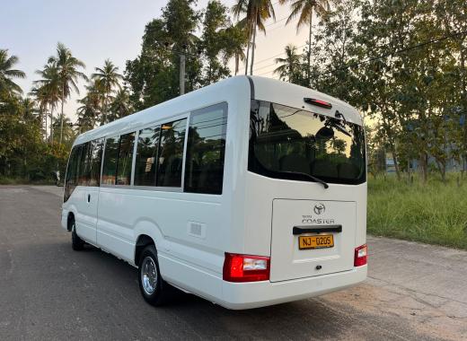 Toyota Coaster 2025