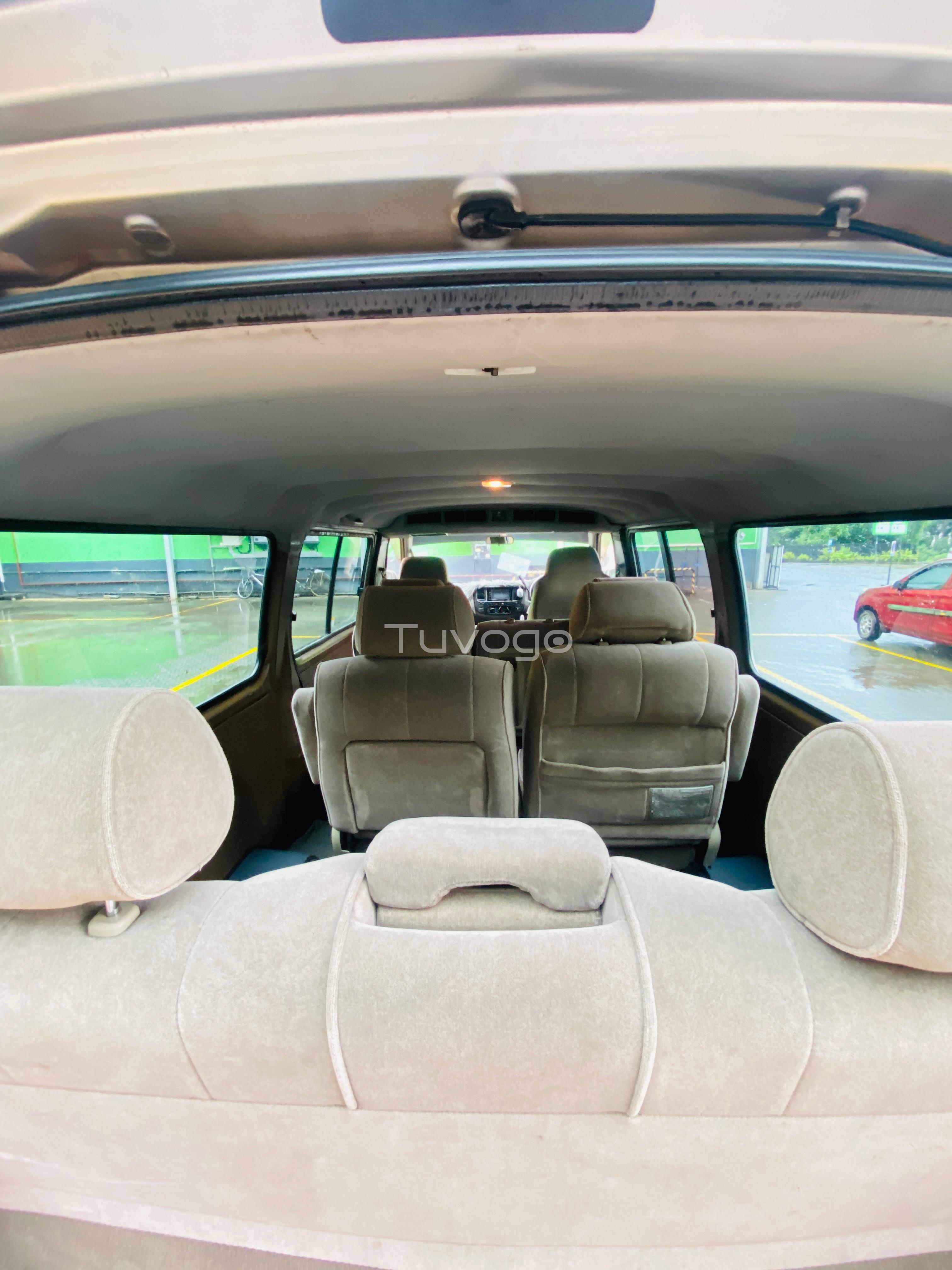 Nissan Caravan E25 2005