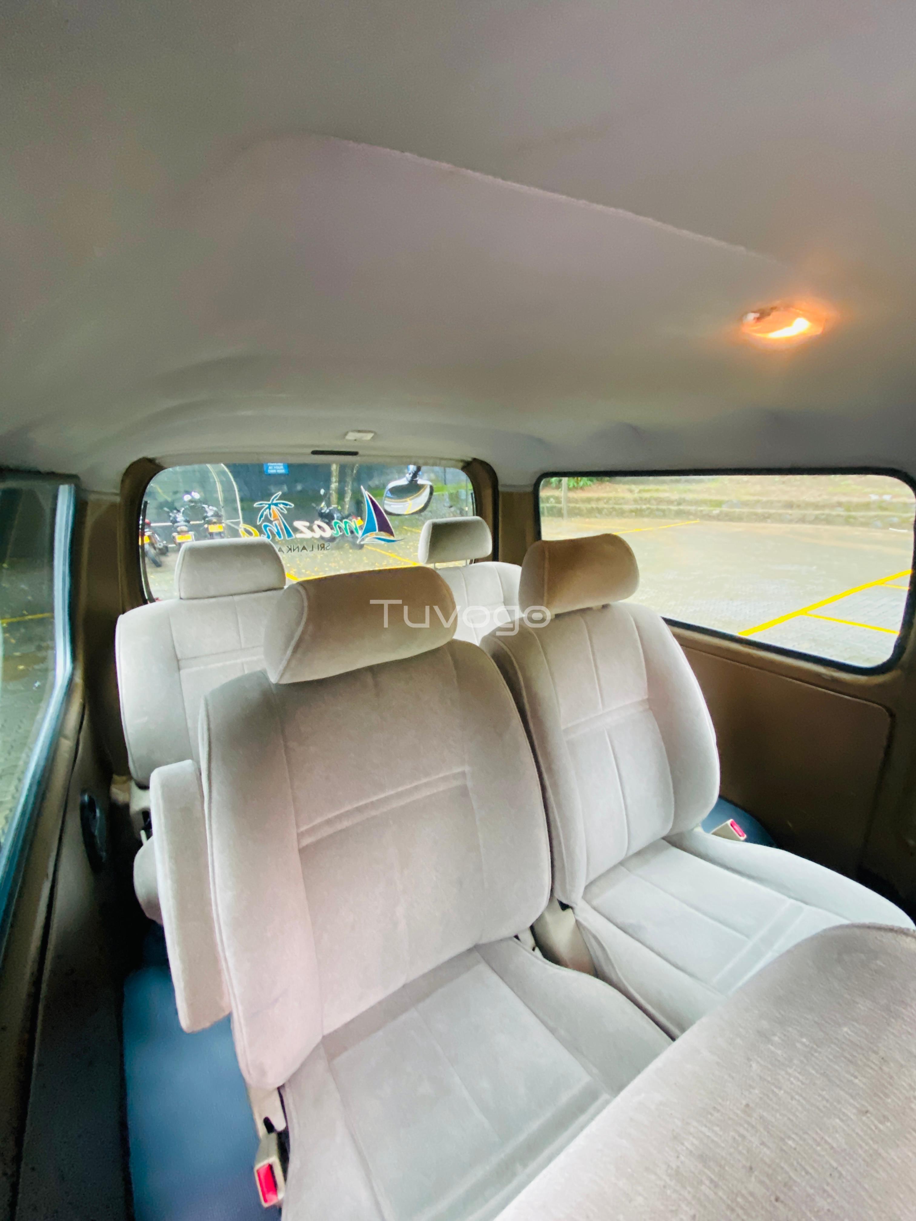 Nissan Caravan E25 2005