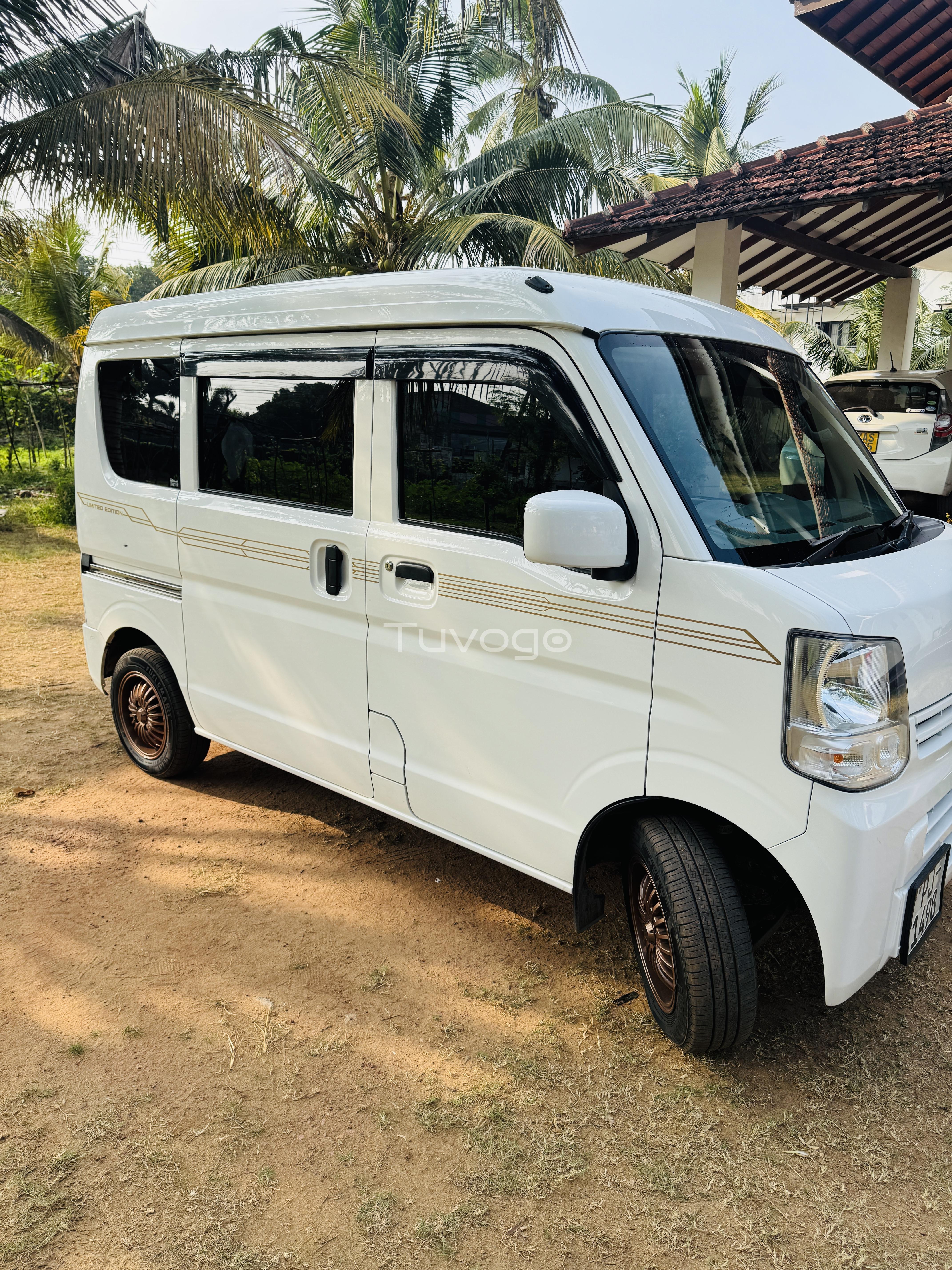 Mitsubishi minicab 2016