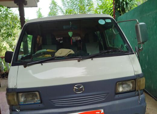 Mazda Brawny Van