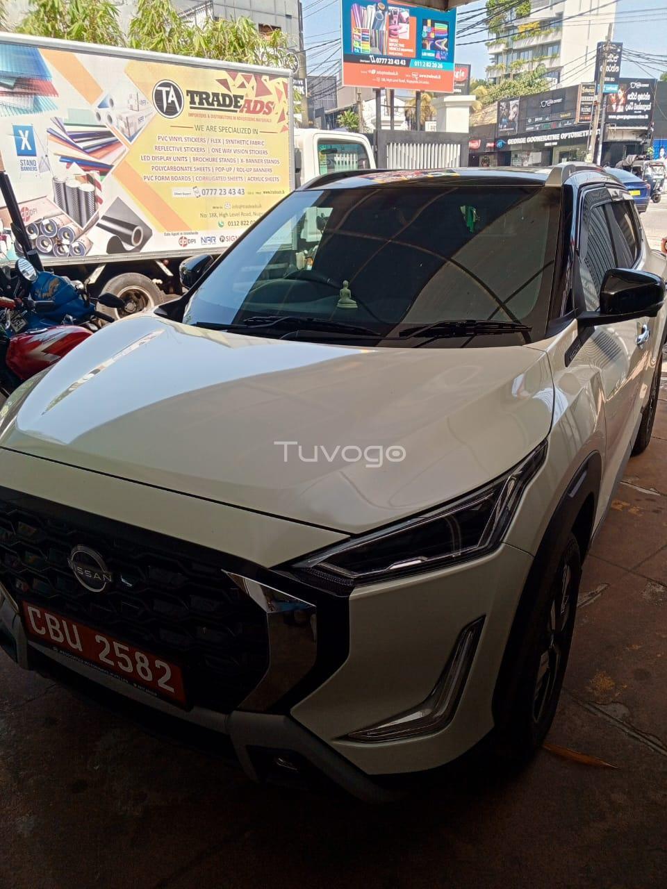 Nissan Magnite CVT Turbo 2025