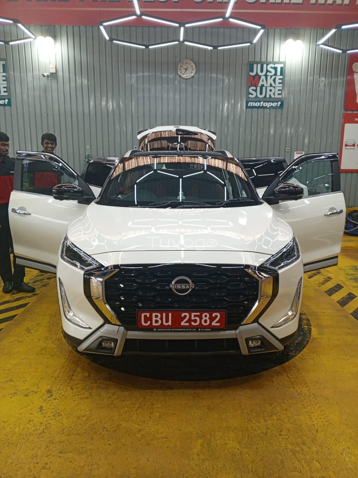 Nissan Magnite CVT Turbo 2025