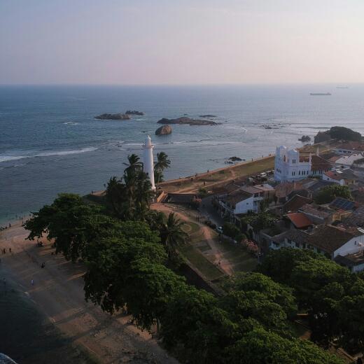 Car Hire in Galle, Sri Lanka – Affordable Rental Cars for Tourists & Locals