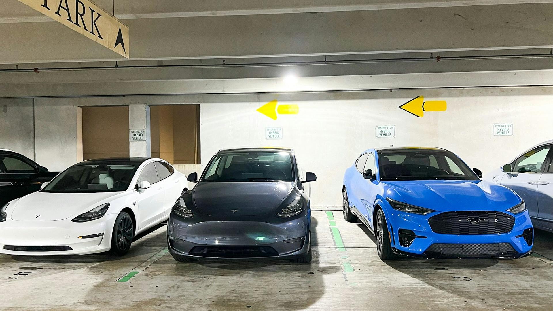 The Future of Car Sharing: Convenience at Your Fingertips